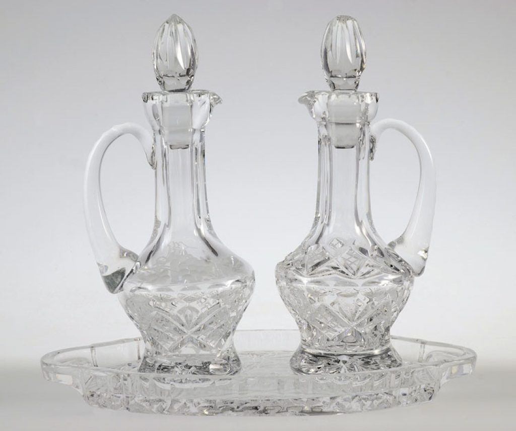 Cristal cruets set cruets sets and Laboratorio Gruppo Liturgico